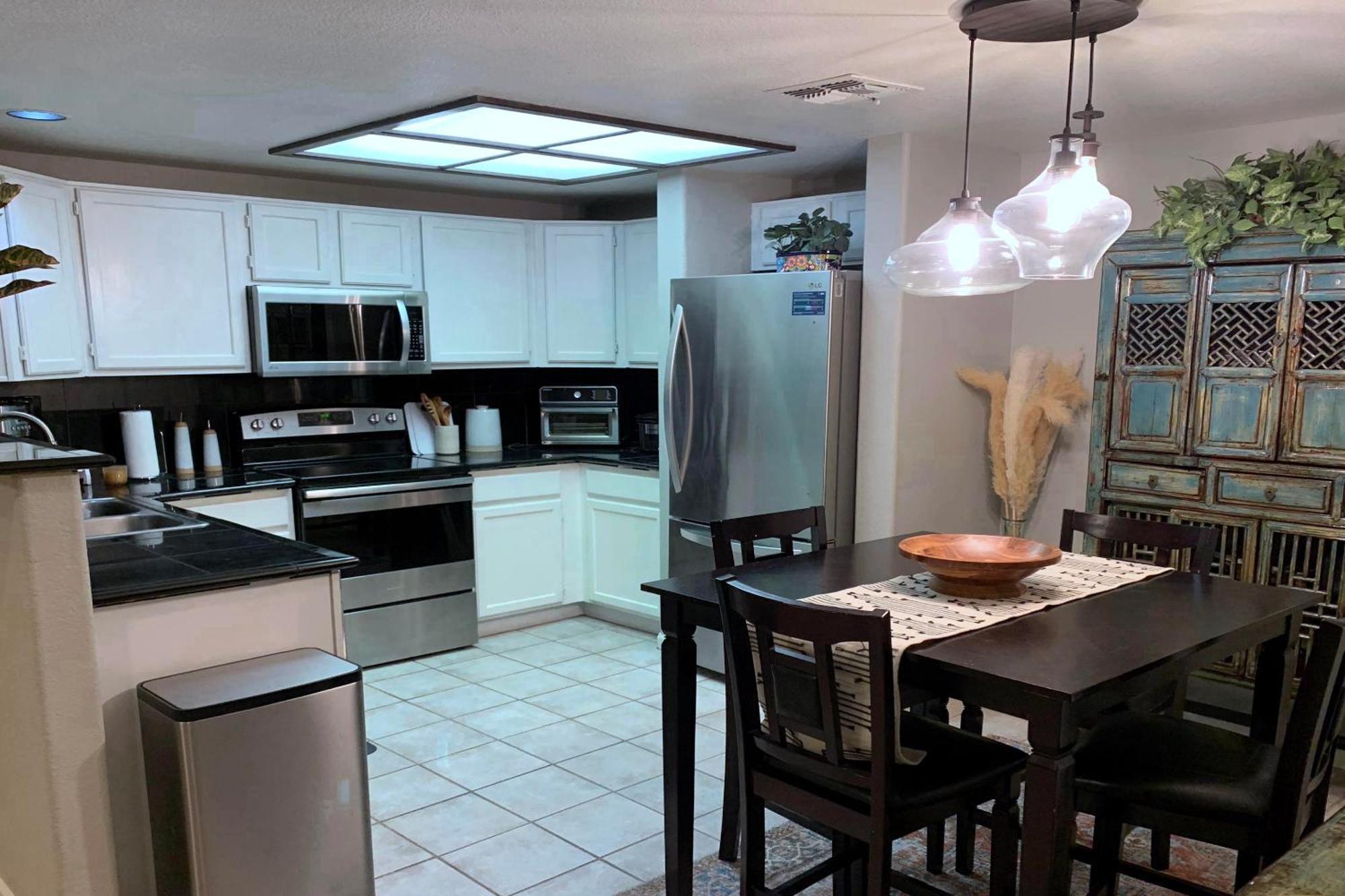 Gated Mountain View Resort Community, Centrally Located, Three Heated Pool-Spa Complexes, Half-Mile To Hiking! Phoenix Eksteriør billede