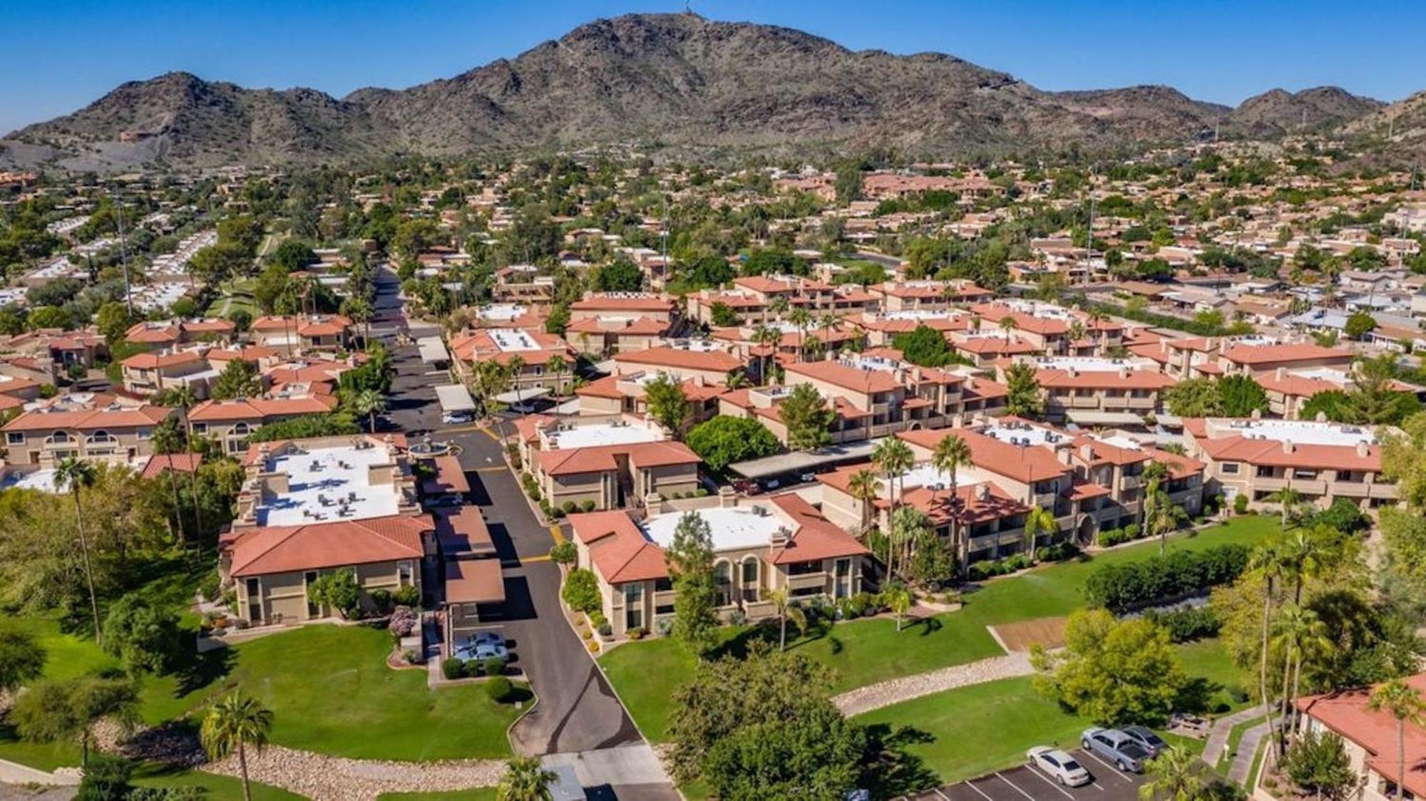 Gated Mountain View Resort Community, Centrally Located, Three Heated Pool-Spa Complexes, Half-Mile To Hiking! Phoenix Eksteriør billede